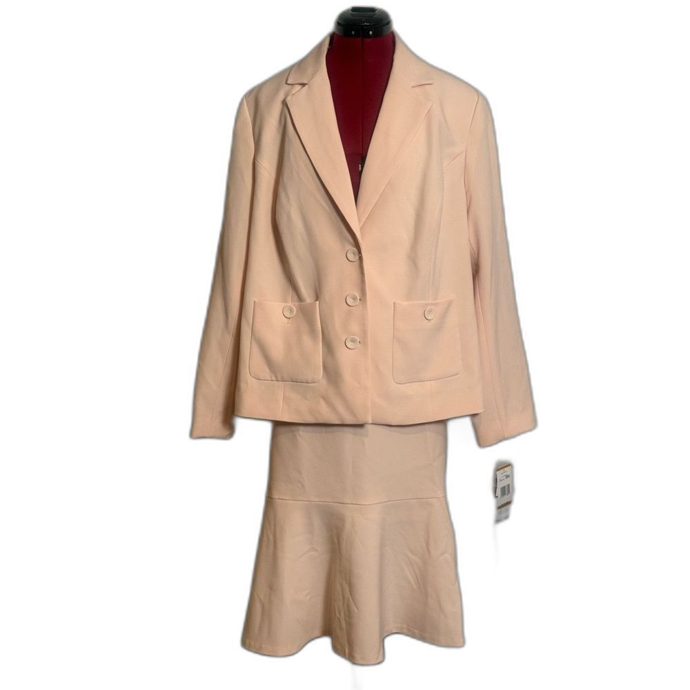 NWT Le Suit Skirt Suit Woman's Plus Size 16W Pink 2-Piece Set Blazer & Skirt